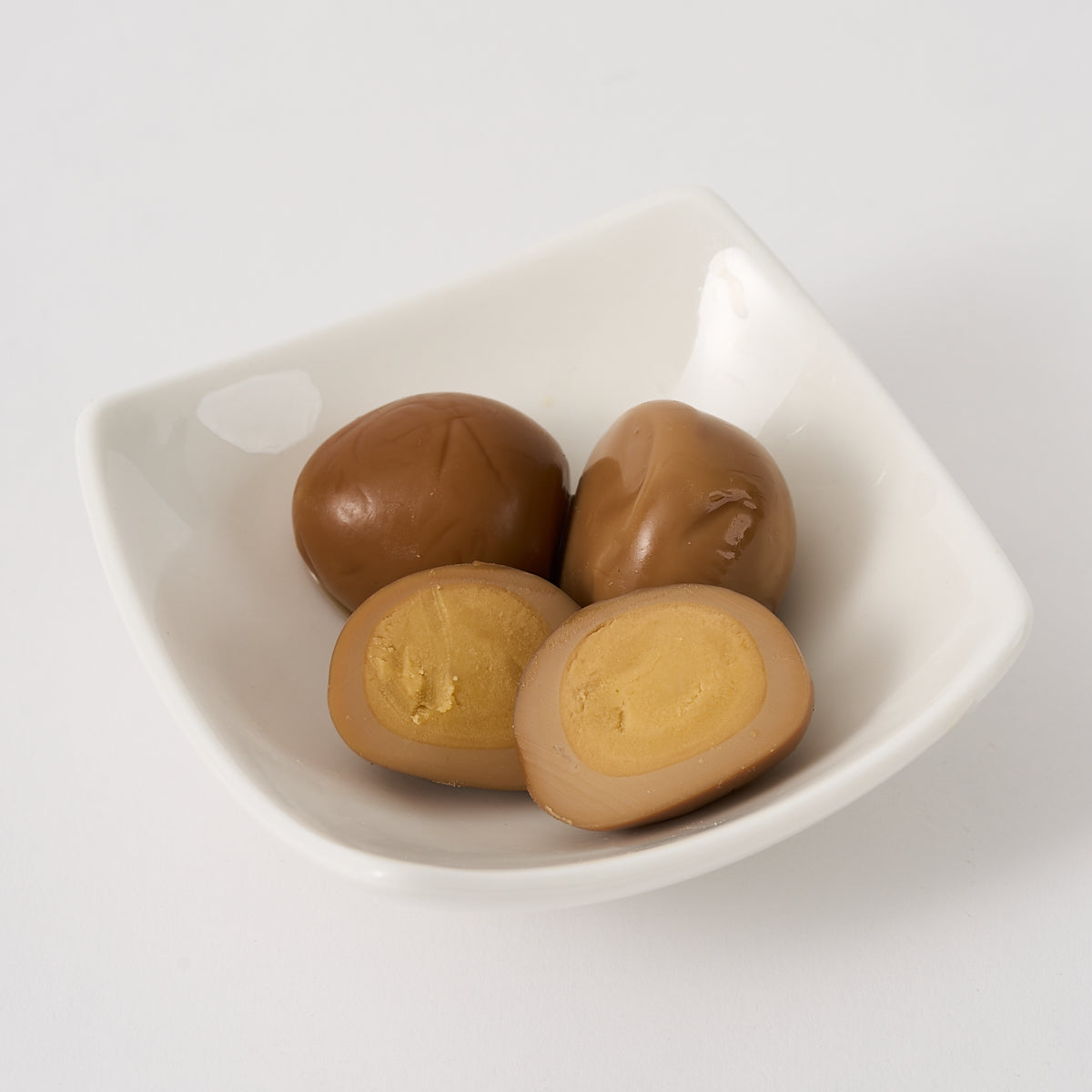 Natori “Shukoippin” Japanese Seasoned Soft-Boiled Quail Eggs