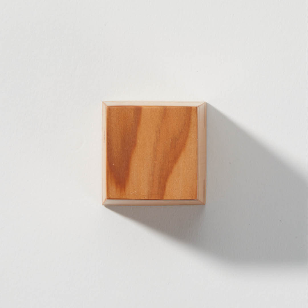 “Omoeraku” Nikko Cedar Sakazuki Cup, bottom view